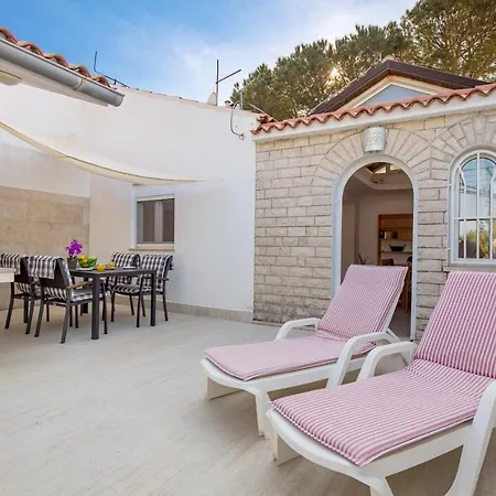 Rona Janja Διαμέρισμα Barbariga