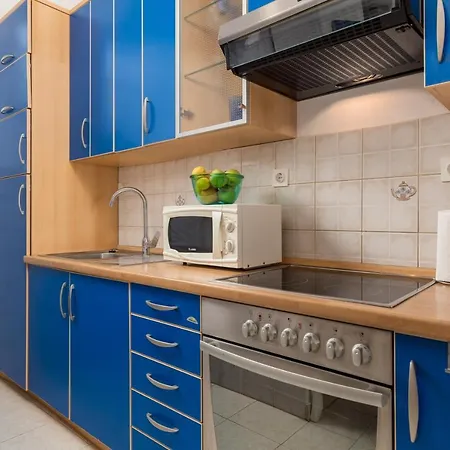 Rona Janja Appartement *